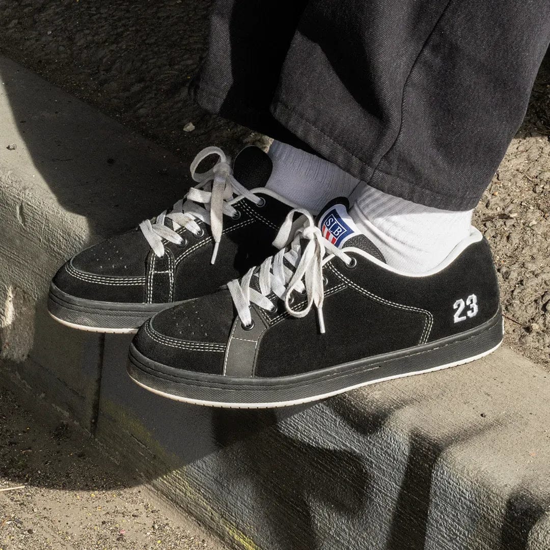 Etnies Sal 23 (Black / White)