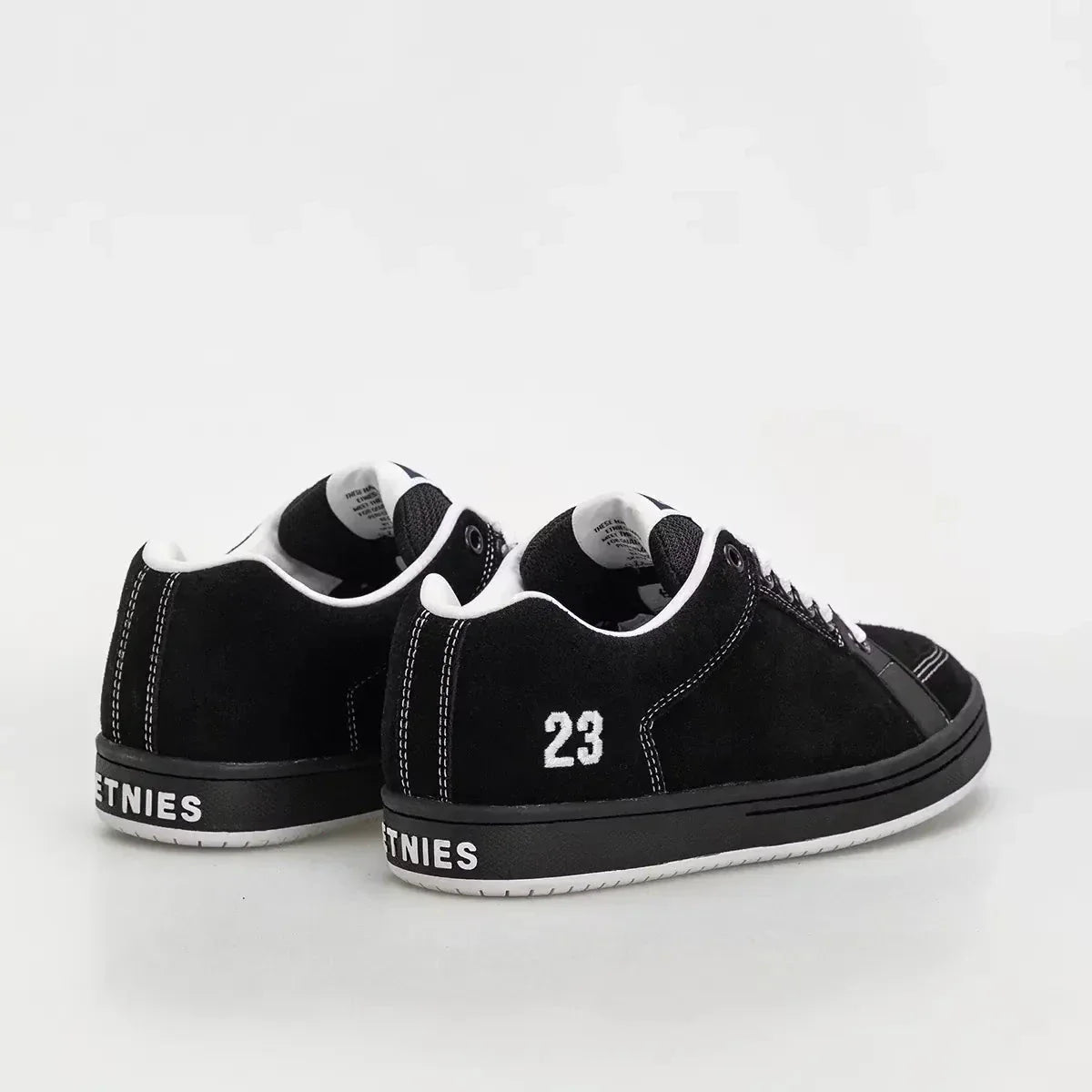 Etnies Sal 23 (Black / White)