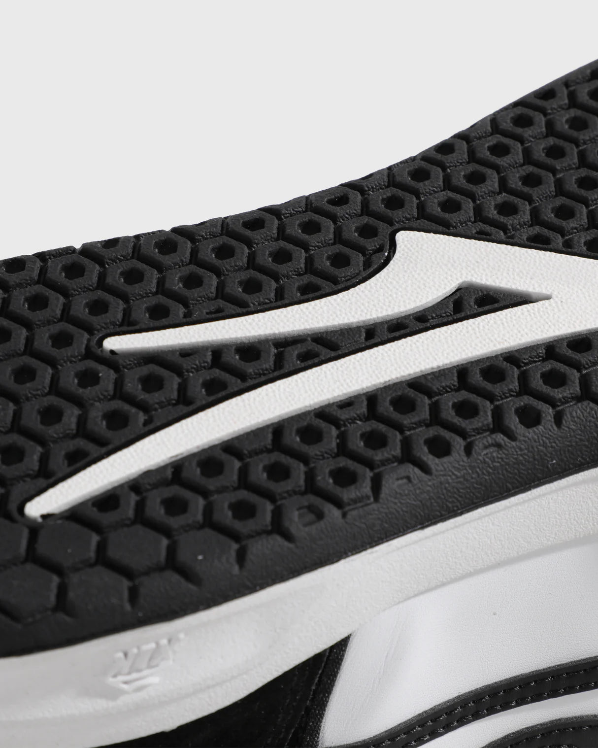 Lakai Telford Low (Black / White / Leather)