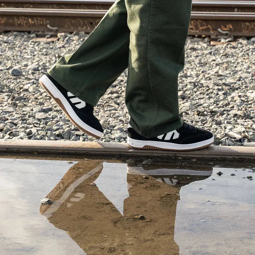 Etnies Locut (Black / White / Gum)